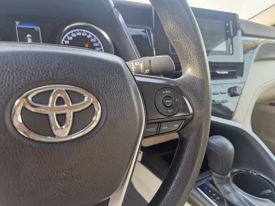 2024 Toyota Camry  LE 