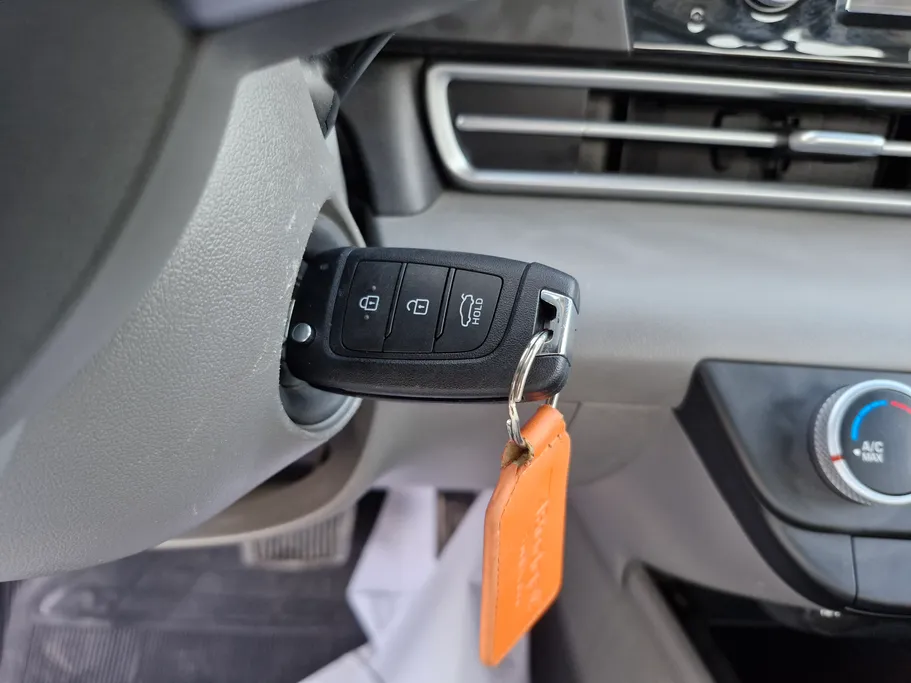 2024 Hyundai Elantra Fleet 