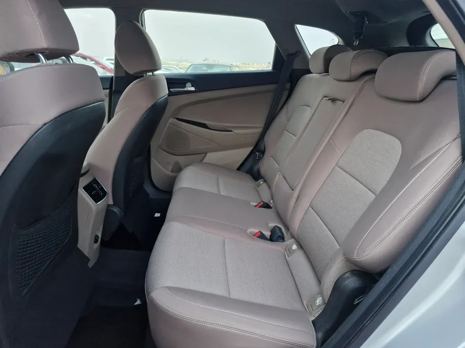 2021 Hyundai Tucson GL 