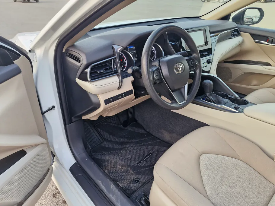 2022 Toyota Camry  LE 