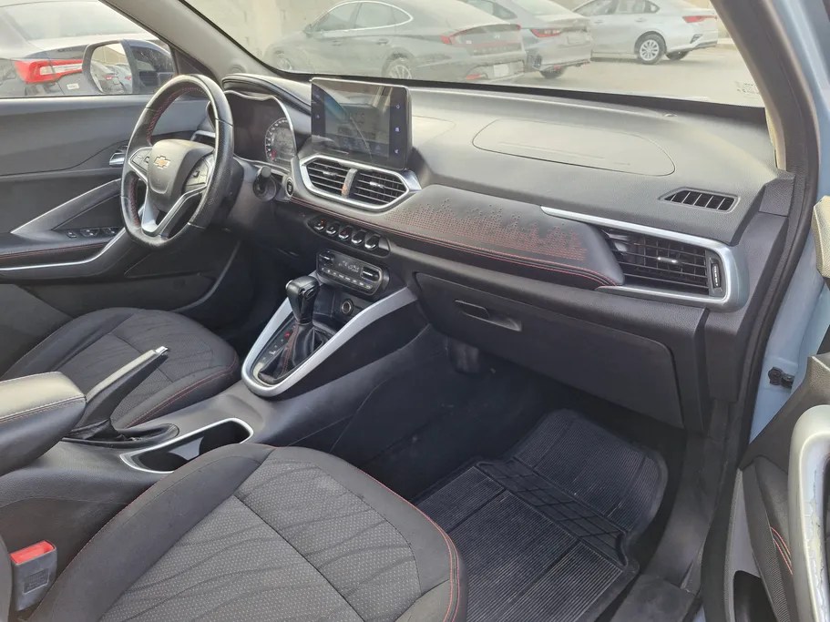 2023 Chevrolet Groove premier 