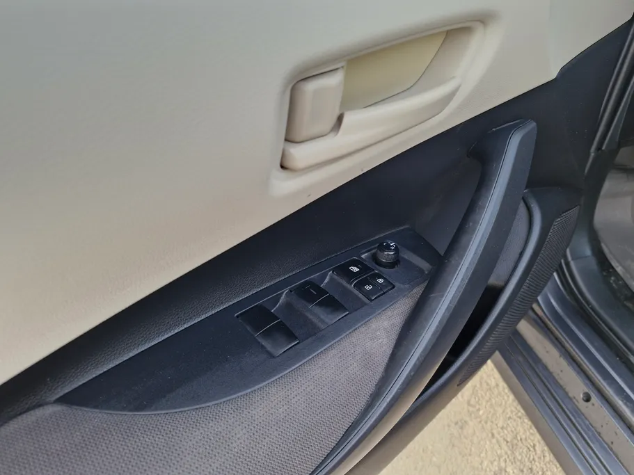 2023 Toyota Corolla XLI 