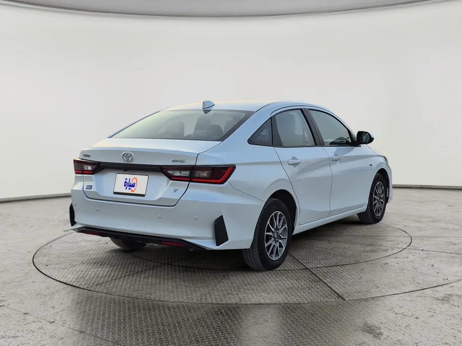 تويوتا يارس Y 2024 
