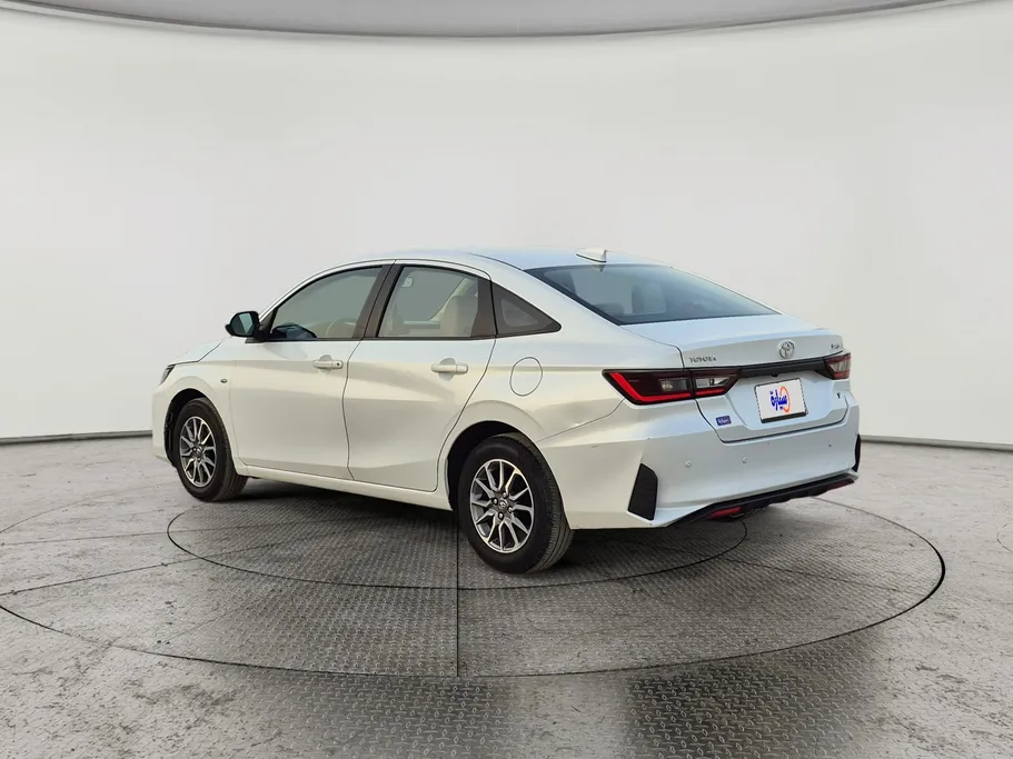 تويوتا يارس Y 2024 