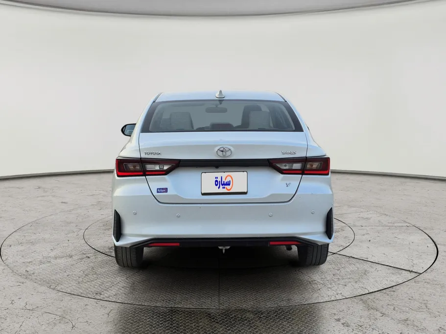 تويوتا يارس Y 2024 