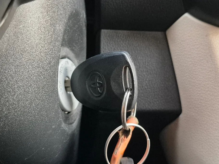 تويوتا يارس Y 2024 