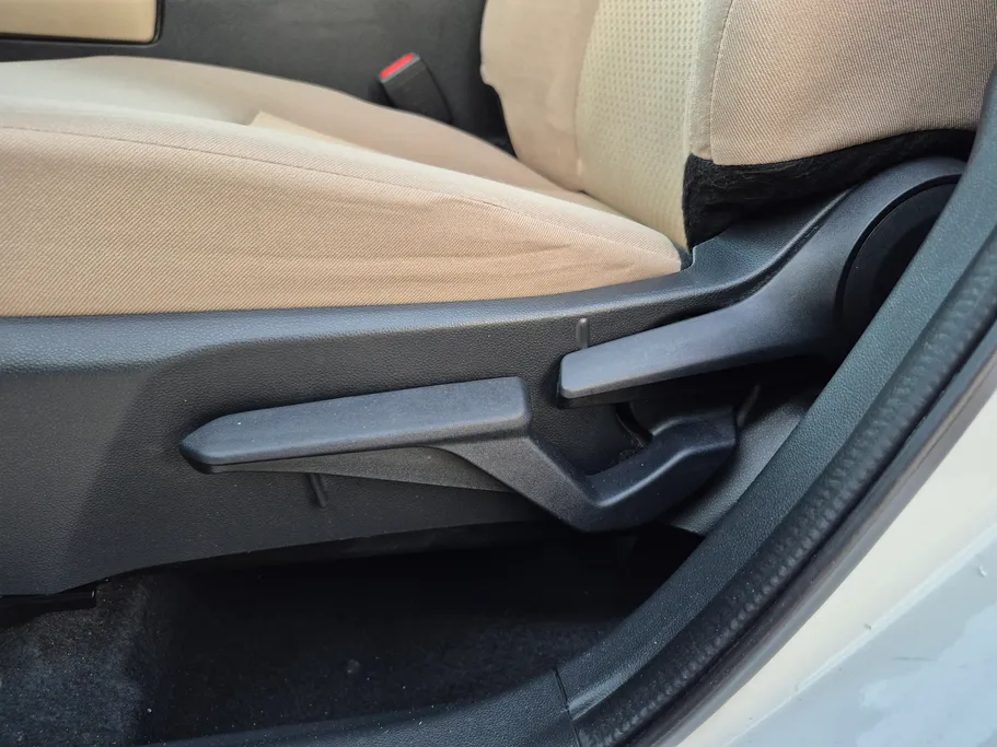 تويوتا يارس Y 2024 