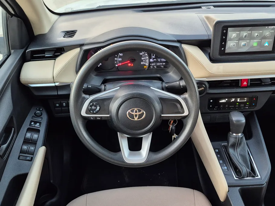 تويوتا يارس Y 2024 