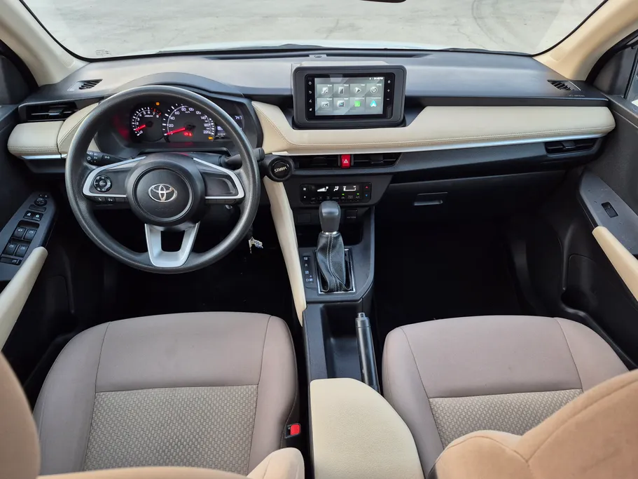 تويوتا يارس Y 2024 