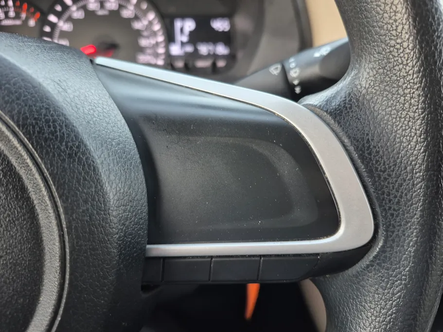 تويوتا يارس Y 2023 