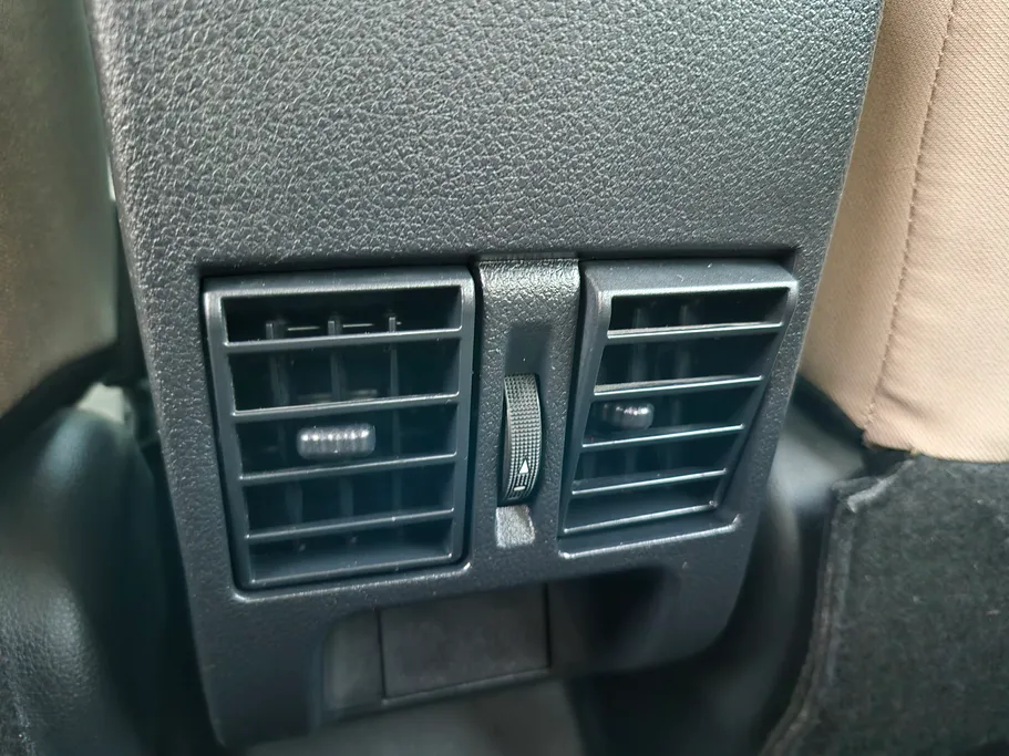 تويوتا يارس Y 2023 