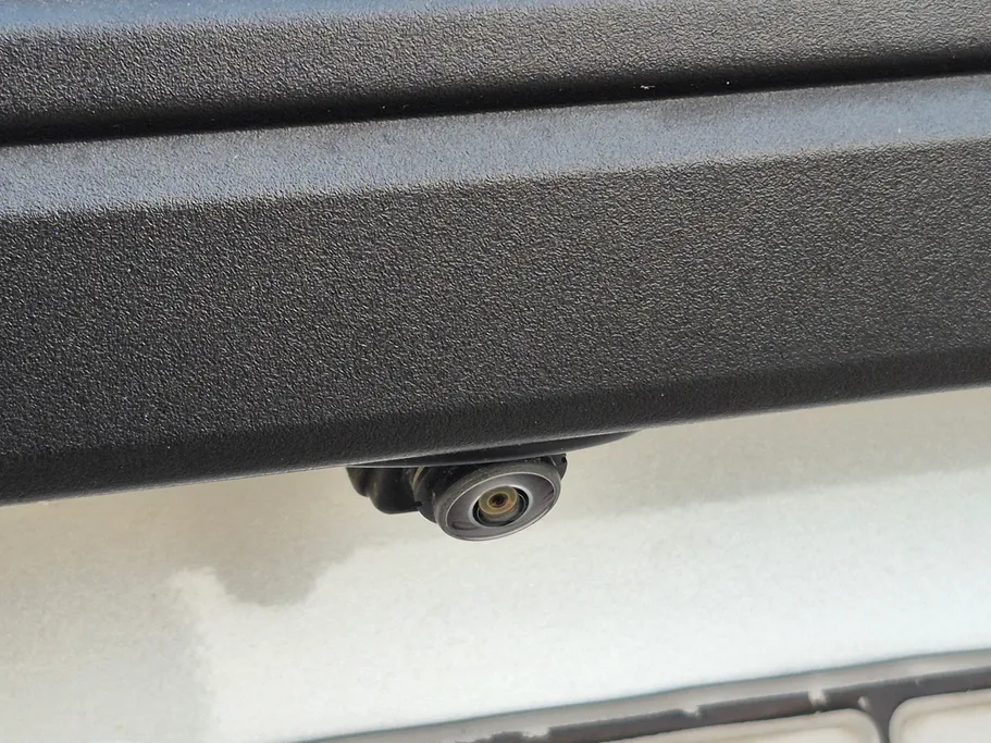 تويوتا يارس Y 2023 