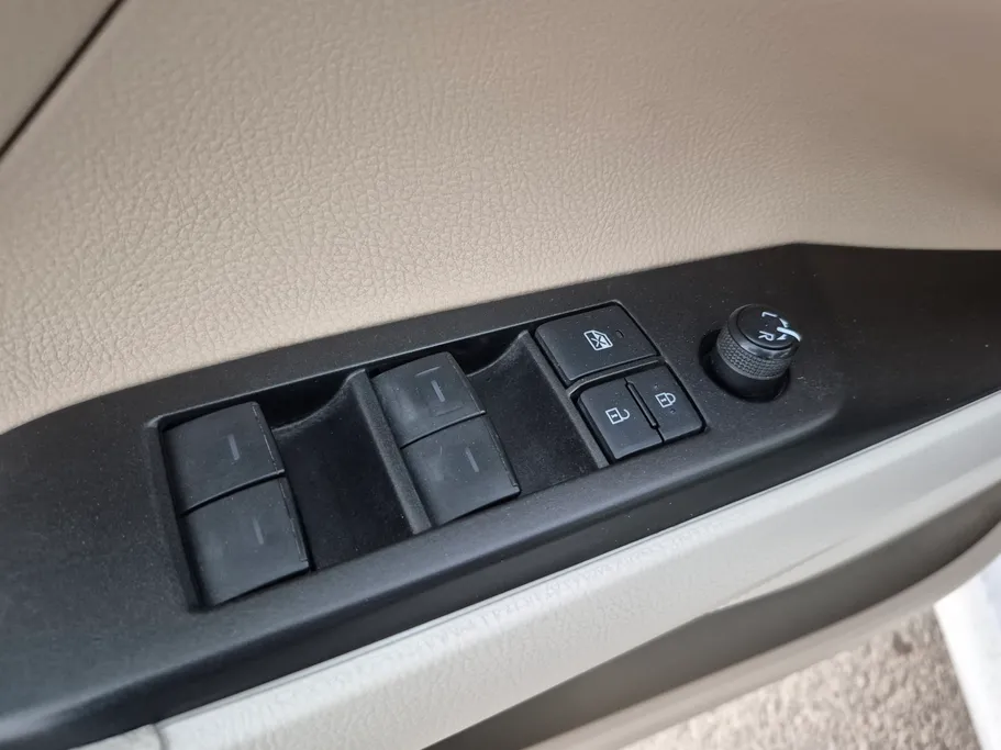 2021 Toyota Camry  LE 