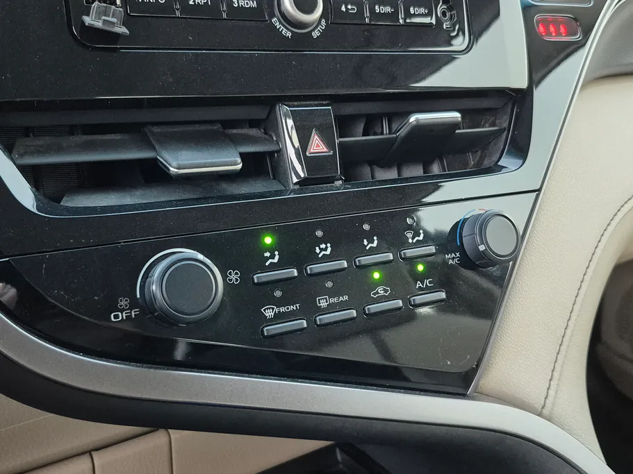 2021 Toyota Camry  LE 