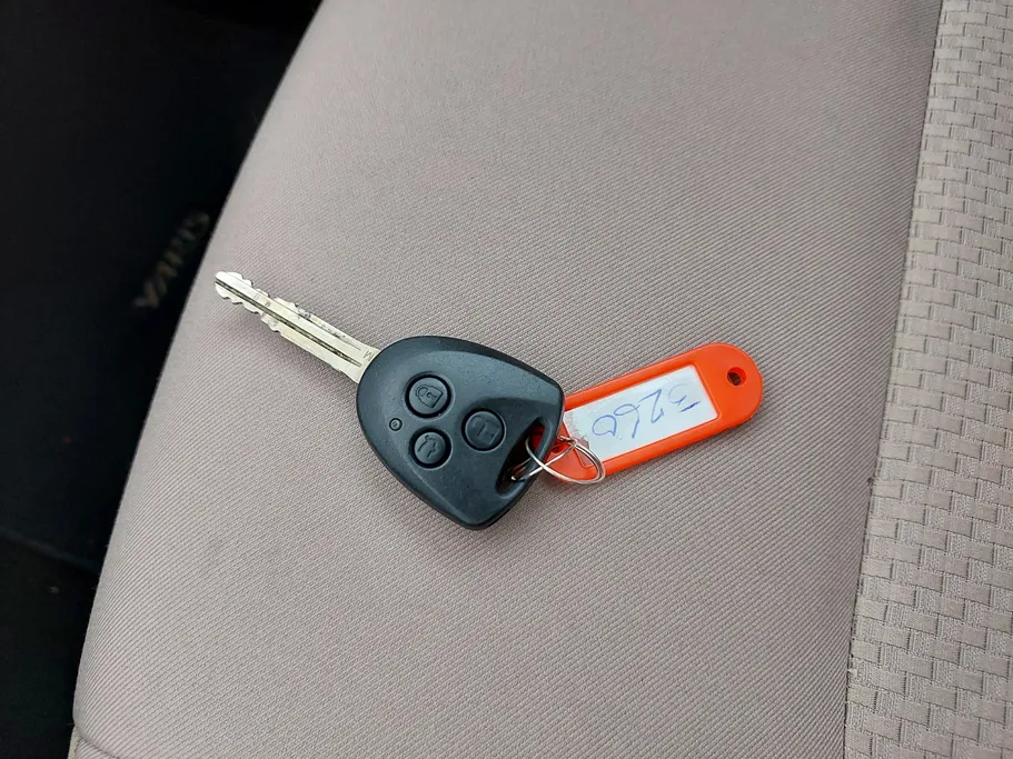 تويوتا يارس Y 2023 