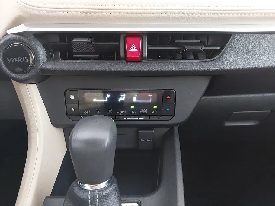 تويوتا يارس Y 2023 