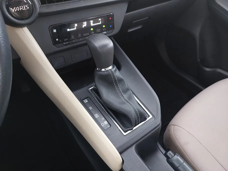 تويوتا يارس Y 2023 