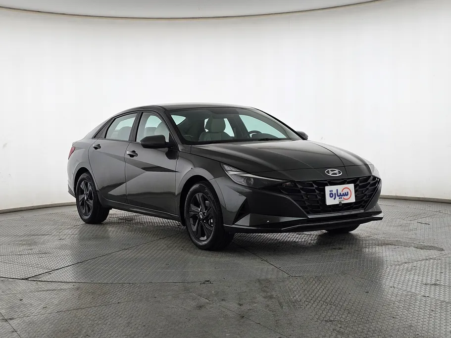 2023 Hyundai Elantra Smart 
