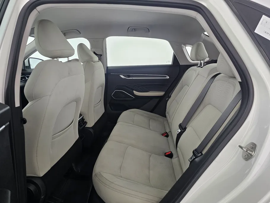 جيلي امجراند GS 2023 