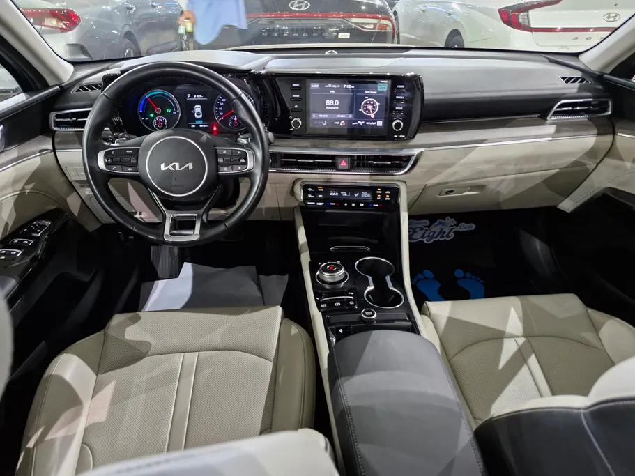 2023 Kia K5 GLS 