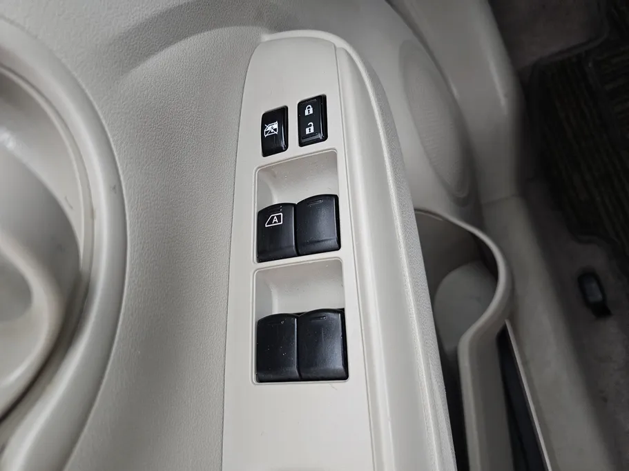 2023 Nissan Sunny SV Comfort 