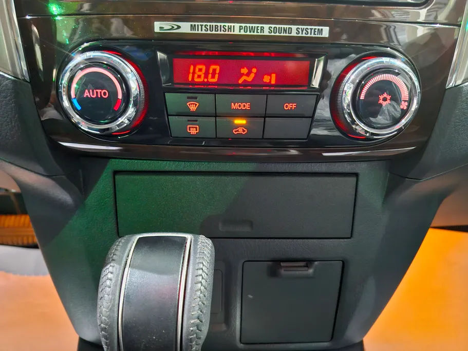 ميتسوبيشي باجيرو GLS 3Doors 2022 