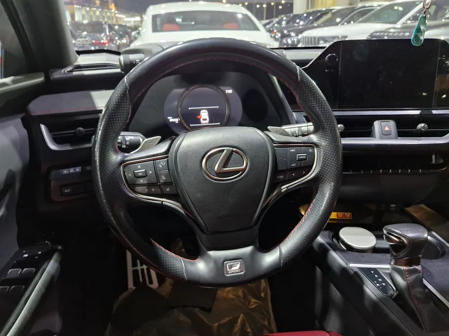 لكزس UX 200 F-Sport  2023 