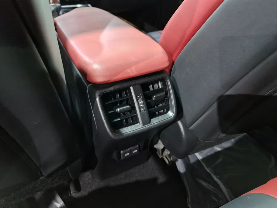 لكزس UX 200 F-Sport  2023 