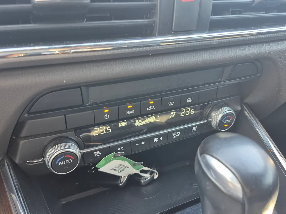 2022 Mazda CX9 Signature 