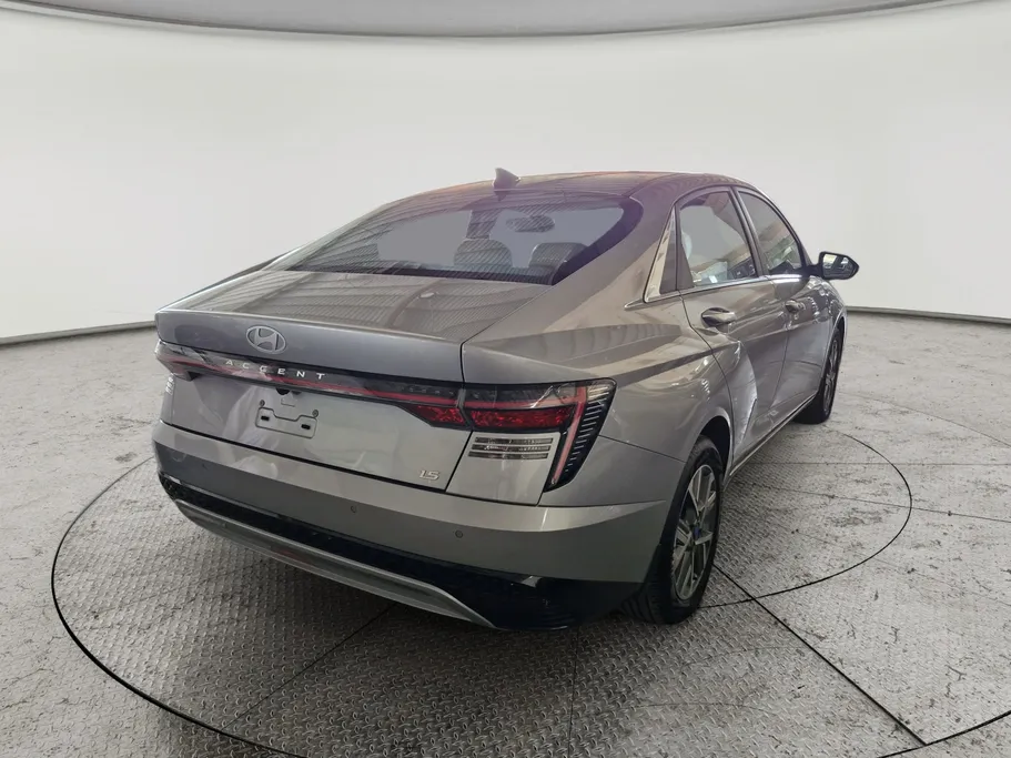 هيونداي اكسنت بريميوم 2024 