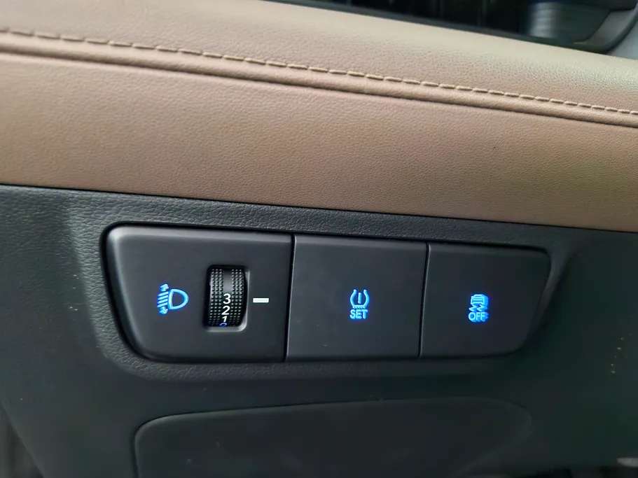 هيونداي اكسنت بريميوم 2024 