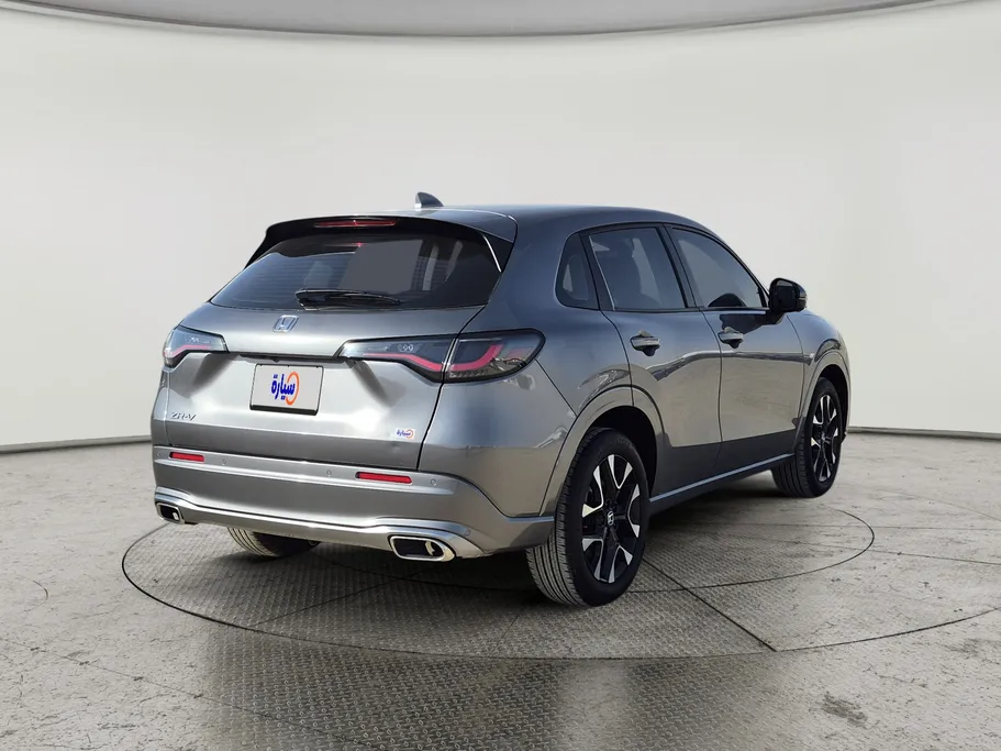 هوندا ZR-V اي اكس 2024 