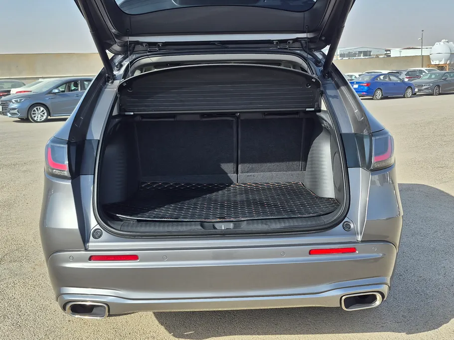 هوندا ZR-V اي اكس 2024 