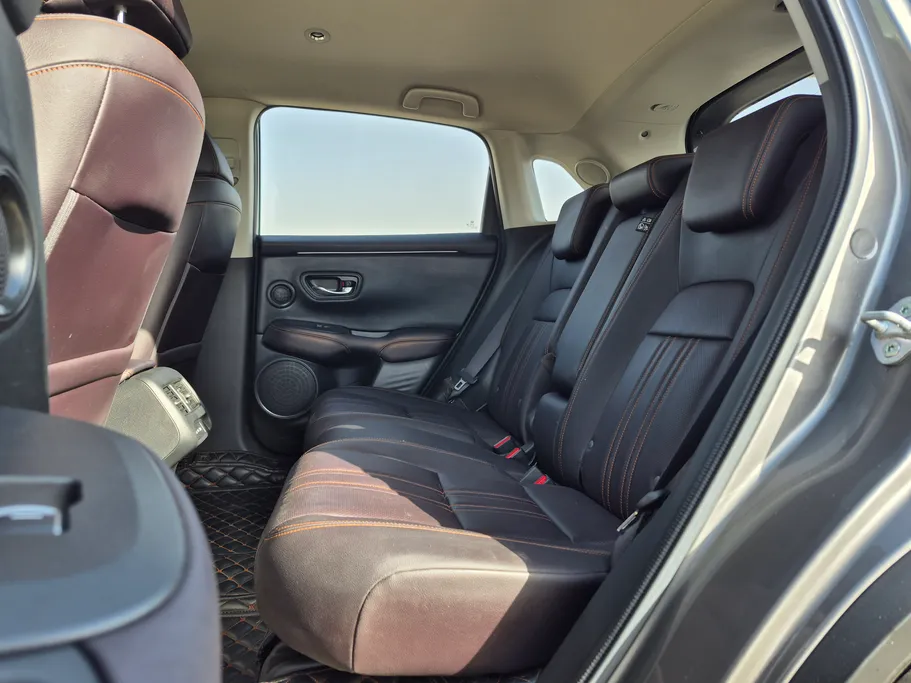 هوندا ZR-V اي اكس 2024 