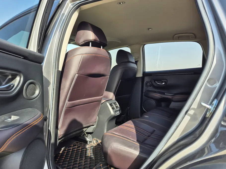 هوندا ZR-V اي اكس 2024 