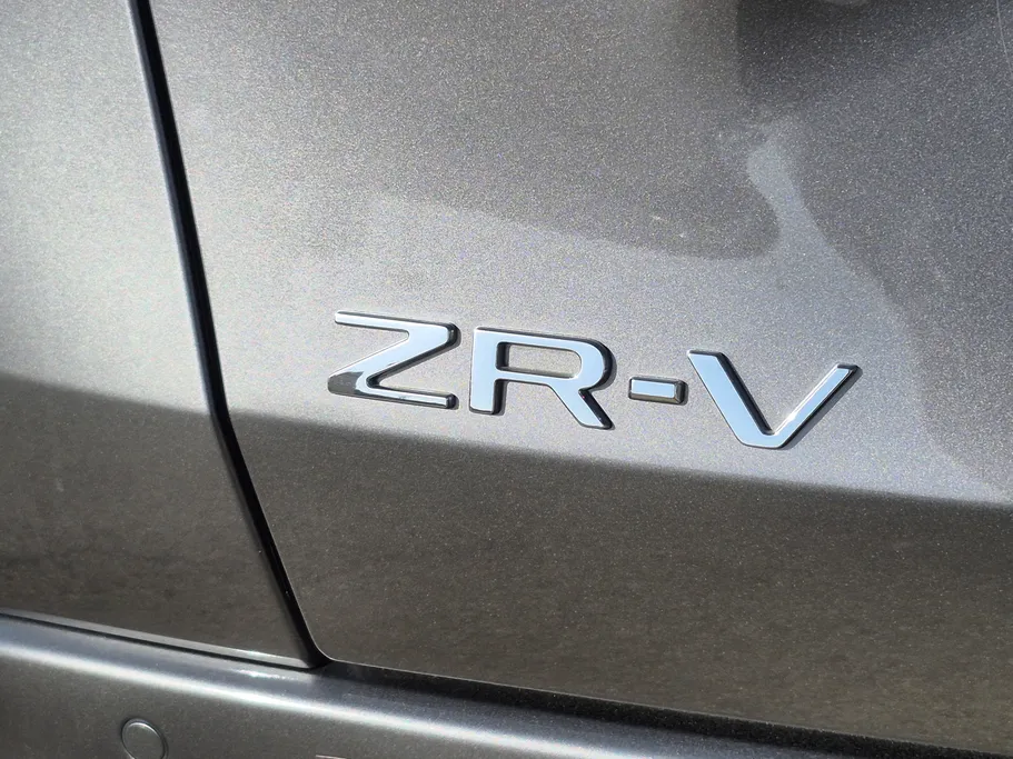 هوندا ZR-V اي اكس 2024 