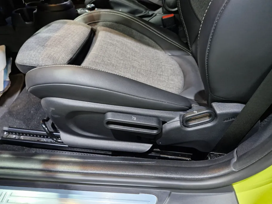 ميني كوبر هاتشباك 2023 