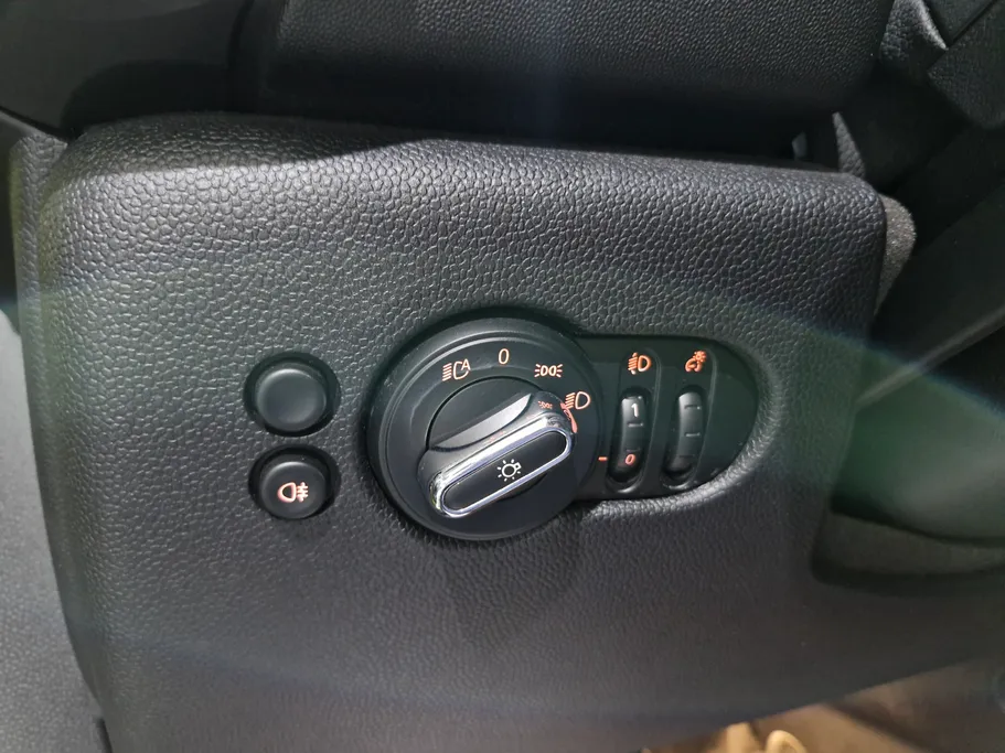 ميني كوبر هاتشباك 2023 