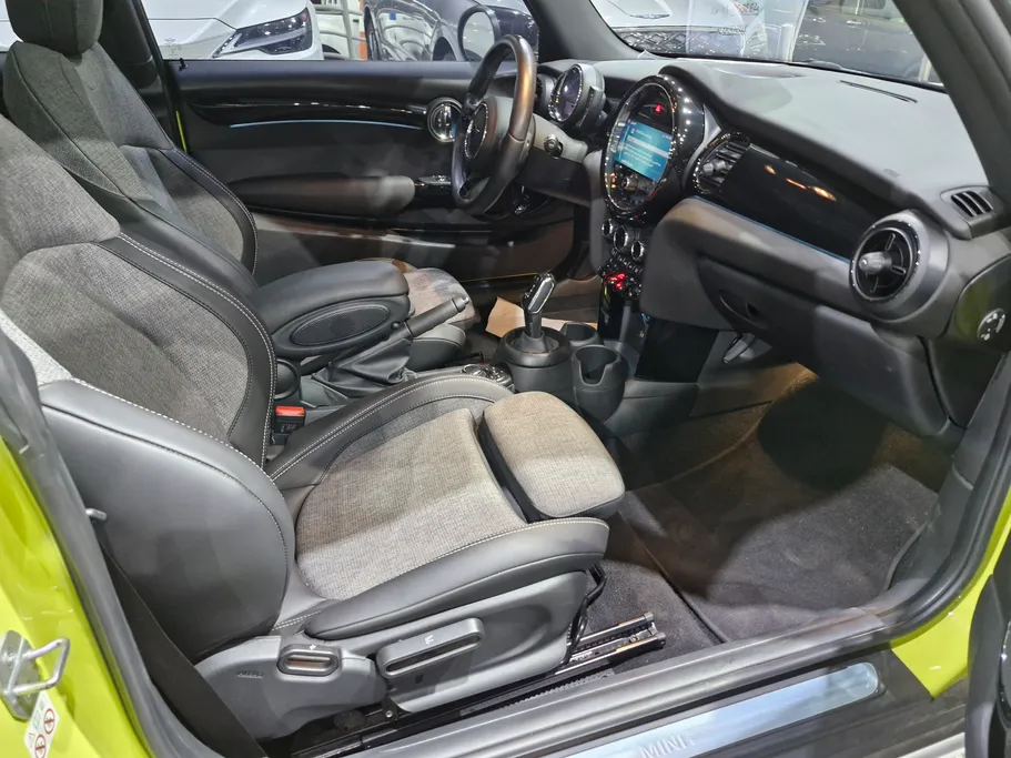 ميني كوبر هاتشباك 2023 