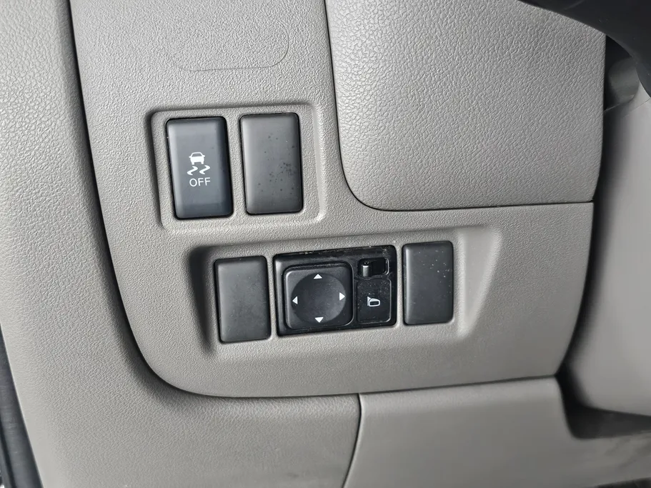 2023 Nissan Sunny SV Comfort 