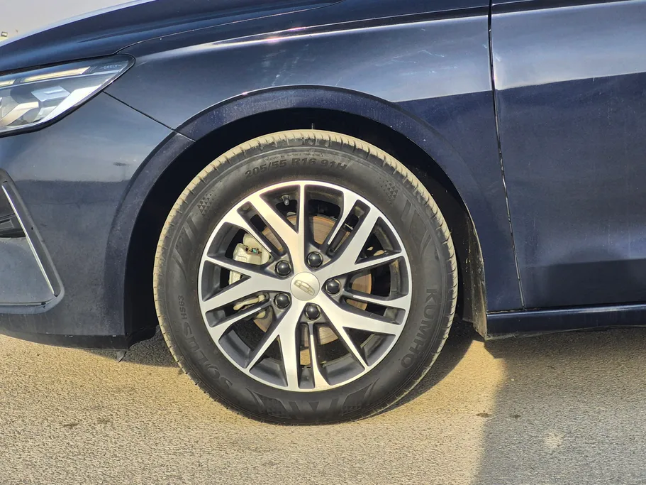 جيلي امجراند GS 2023 