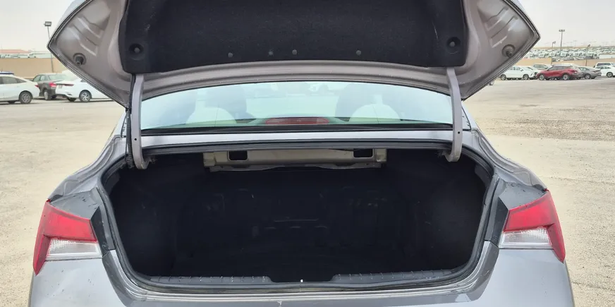 2024 Hyundai Elantra Fleet 