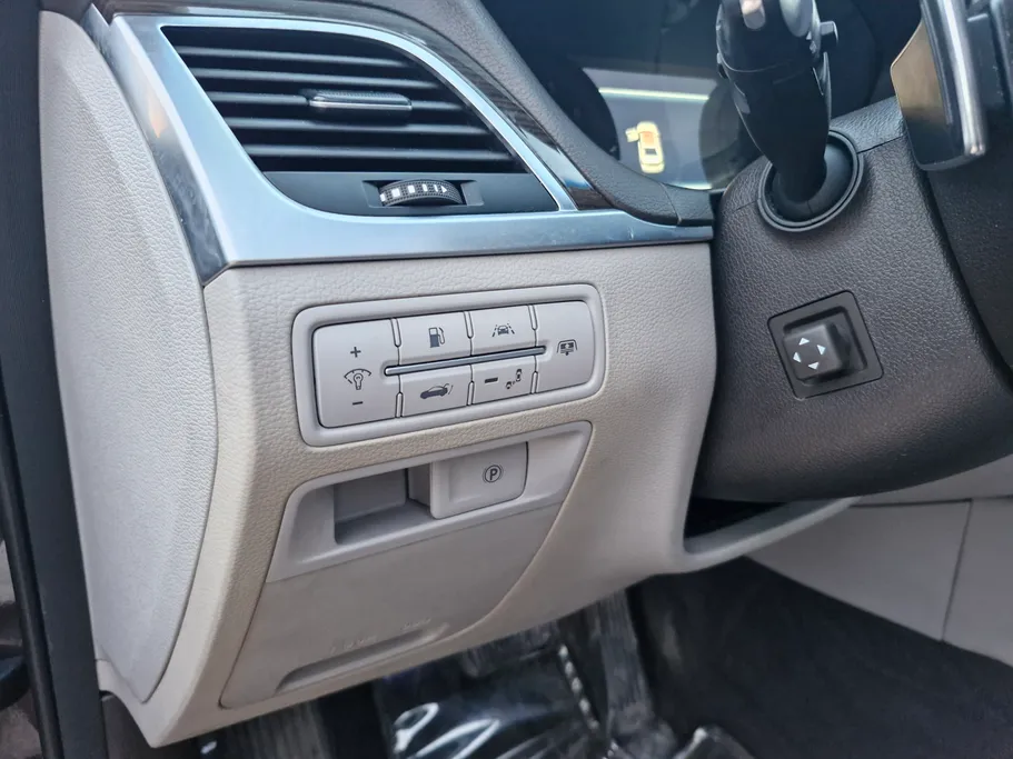 2017 Genesis G80 Premium 