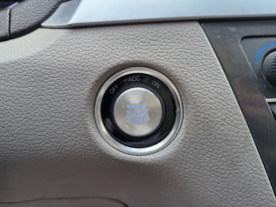 2017 Genesis G80 Premium 