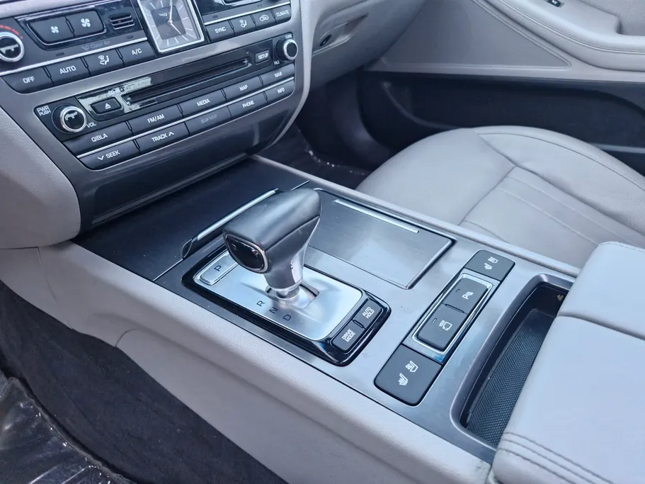 2017 Genesis G80 Premium 