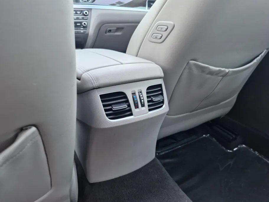 2017 Genesis G80 Premium 