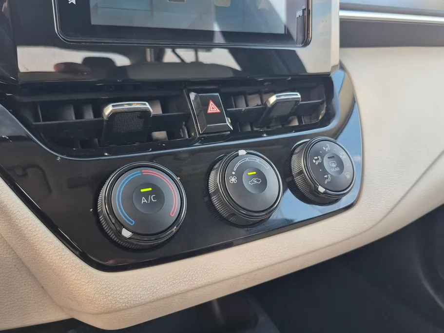 2024 Toyota Corolla XLI 