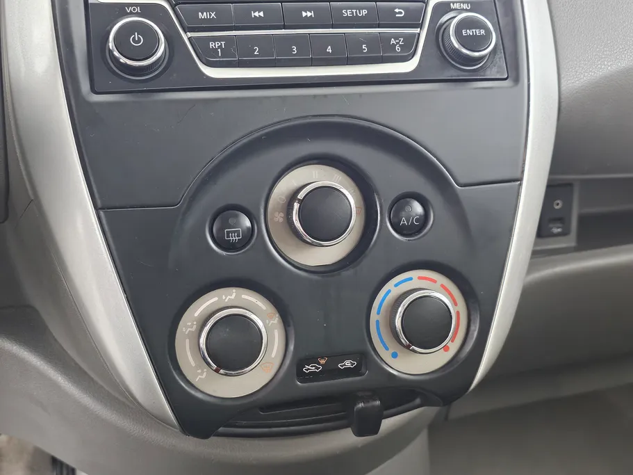 2023 Nissan Sunny SV Comfort 