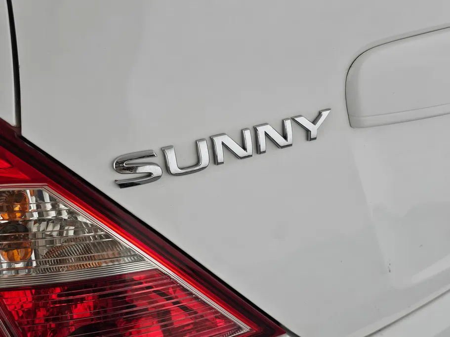 2023 Nissan Sunny SV Comfort 
