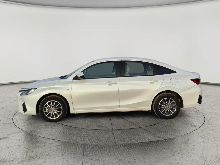 تويوتا يارس Y 2023 